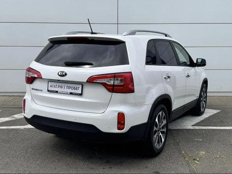 2013 Kia Sorento II Рестайлинг, белый, 1910000 рублей, вид 5