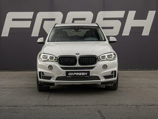 2014 BMW X5 35i III (F15), белый, 2990000 рублей, вид 3