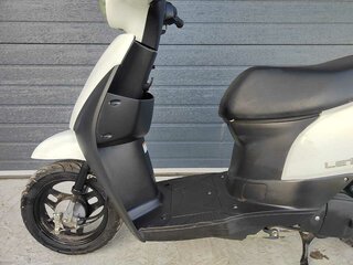 2015 Suzuki Lets 4, белый, 70000 рублей, вид 5