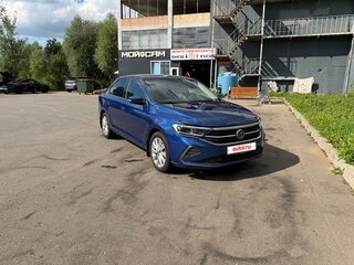 2020 Volkswagen Polo VI, синий, 1825000 рублей, вид 1