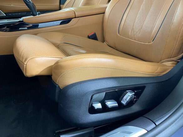 2019 BMW 7 серии Long 745Le xDrive VI (G11/G12) Рестайлинг, синий, 5498800 рублей - вид 17