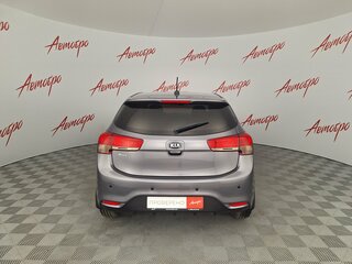 2017 Kia Rio III Рестайлинг, серый, 870000 рублей, вид 4