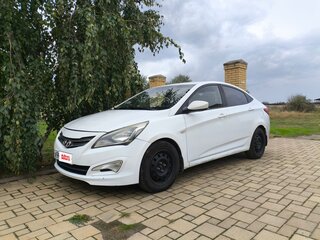 2016 Hyundai Solaris I Рестайлинг, белый, 575000 рублей, вид 1