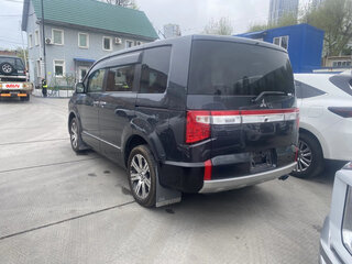 2024 Mitsubishi Delica D:5 I Рестайлинг, серебристый, 2400000 рублей, вид 5