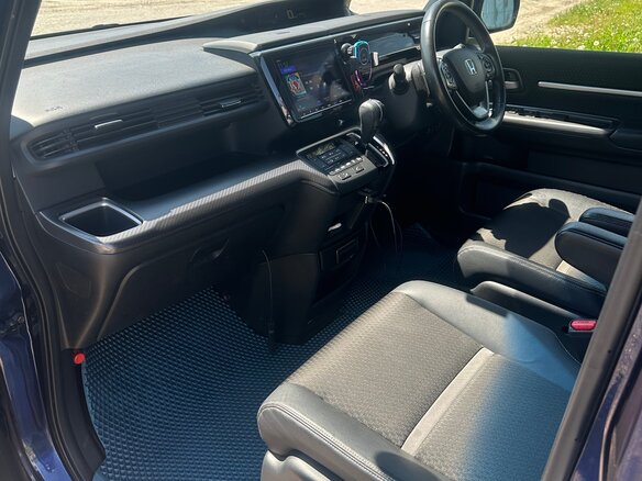 2018 Honda Stepwgn Spada V Рестайлинг, синий, 2600000 рублей - вид 6