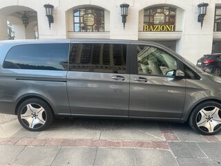 2023 Mercedes-Benz V-Класс Long 300 d длинный III (W447) Рестайлинг, серый, 7600000 рублей, вид 4
