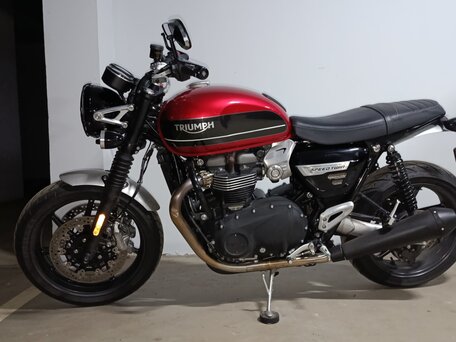 2021 Triumph Speed Twin, красный, 980000 рублей, вид 5