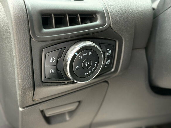 2013 Ford Focus III, белый - вид 11