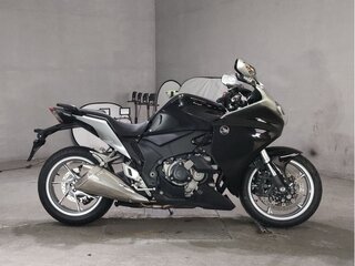 2017 Honda VFR 1200, чёрный, 928000 рублей, вид 1