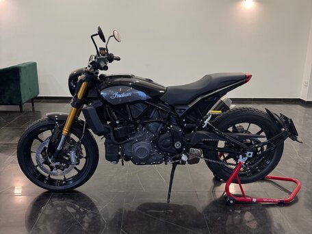 2019 Indian FTR 1200, чёрный, 999999 рублей, вид 5