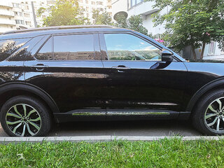 2020 Ford Explorer VI, чёрный, 4900000 рублей, вид 5