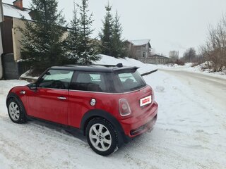 2008 Mini Hatch Cooper S II (R56), красный, 1050000 рублей, вид 5