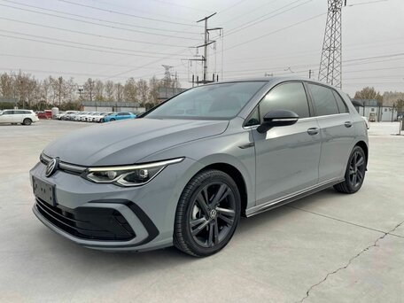2021 Volkswagen Golf VIII, серый, 2020000 рублей, вид 1