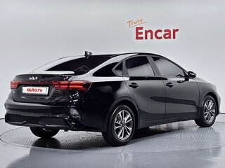 2022 Kia K3 II Рестайлинг, чёрный, 1660000 рублей, вид 3