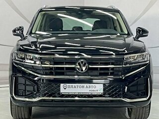 2025 Volkswagen Touareg III Рестайлинг, чёрный, 7899000 рублей, вид 2