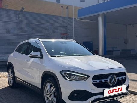 2023 Mercedes-Benz GLA 180 II (H247) Рестайлинг, белый, 3060600 рублей, вид 3
