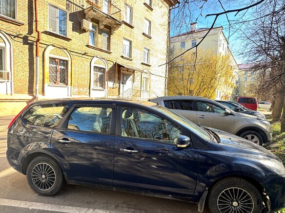 2011 Ford Focus II Рестайлинг, синий, 400000 рублей - вид 6