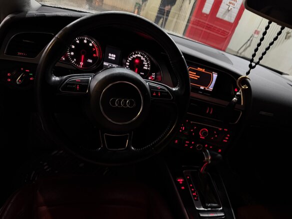 2012 Audi A5 I (8T) Рестайлинг, белый - вид 7