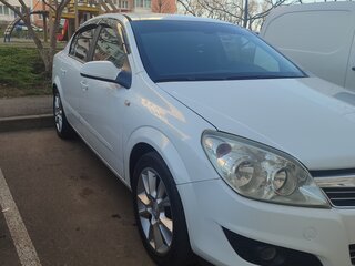 2008 Opel Astra H Рестайлинг, белый, 600000 рублей, вид 3