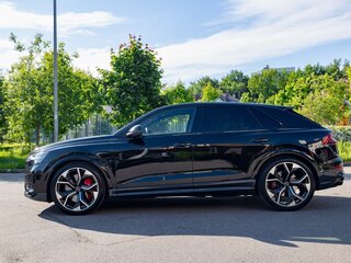 2023 Audi RS Q8 I, чёрный, 21000000 рублей, вид 3