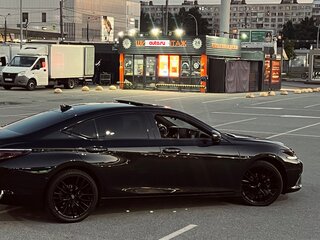 2019 Lexus ES 250 VII, чёрный, 3200000 рублей, вид 1