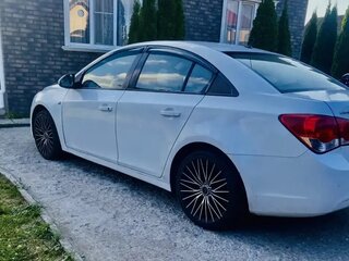 2010 Chevrolet Cruze I, белый, 550000 рублей, вид 5