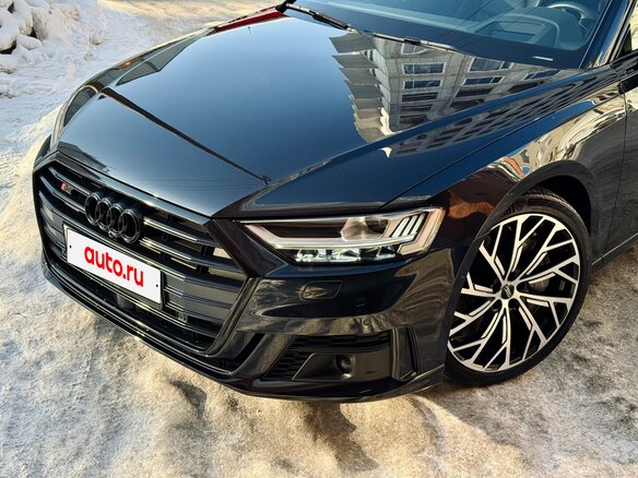2020 Audi S8 IV (D5), синий, 9590000 рублей - вид 6