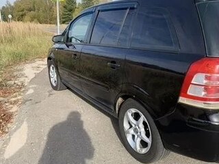 2008 Opel Zafira B Рестайлинг, чёрный, 620000 рублей, вид 4