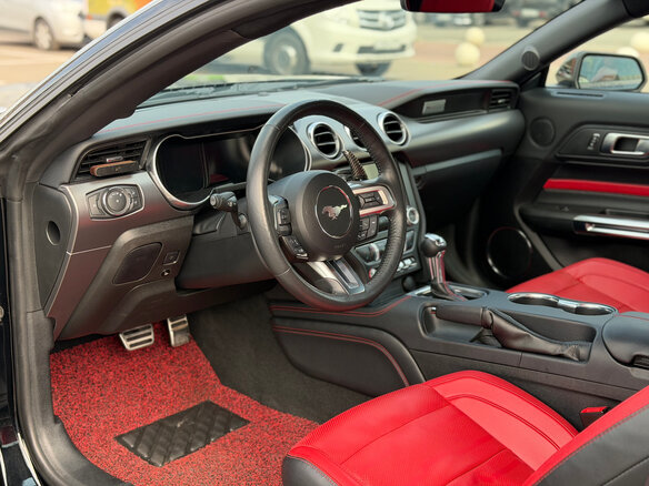 2022 Ford Mustang VI Рестайлинг, чёрный - вид 9