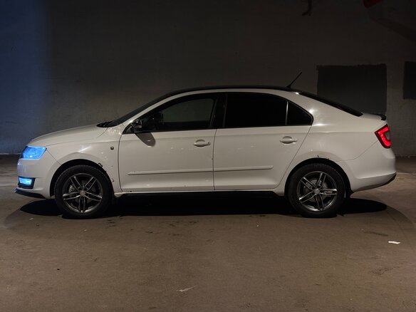 2014 Skoda Rapid I, белый, 750000 рублей - вид 5