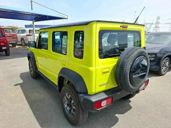 2026 Suzuki Jimny IV, зелёный - вид 3