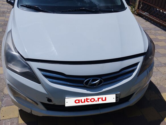 2016 Hyundai Solaris I Рестайлинг, белый, 400000 рублей