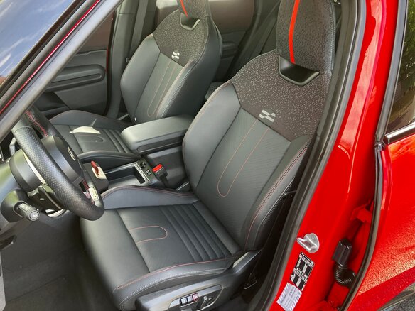 2025 Mini Countryman C III, красный, 5950000 рублей - вид 26