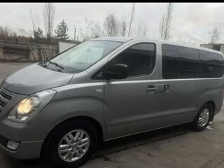 2017 Hyundai H-1 II Рестайлинг, серебристый, 2450000 рублей, вид 5