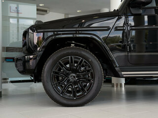 2025 Mercedes-Benz G-Класс 450 d III (W465) Рестайлинг, чёрный, 23200000 рублей, вид 4