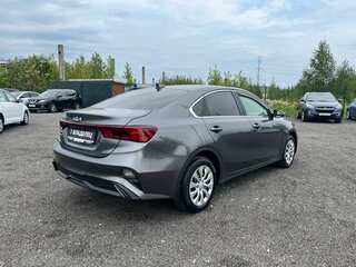 2021 Kia Cerato IV Рестайлинг, серый, 2398000 рублей, вид 5