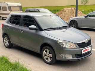 2013 Skoda Fabia II Рестайлинг, серый, 530000 рублей, вид 3