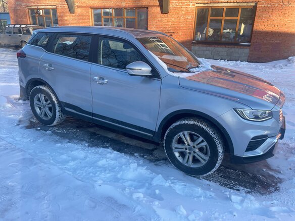 2023 Geely Atlas Pro, серебристый, 1399000 рублей - вид 3