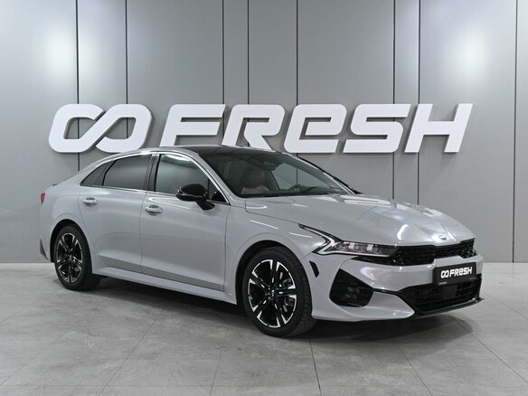 2020 Kia K5 III, серый