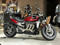 2023 Triumph Rocket 3, красный, 2990000 рублей - вид 2