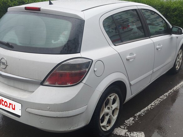 2009 Opel Astra H Рестайлинг, белый, 350000 рублей - вид 5