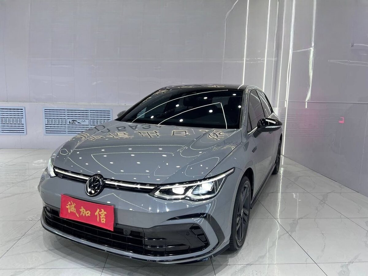 Открыть фотографии: Volkswagen Golf VIII