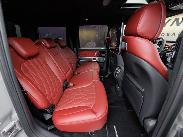 2026 Mercedes-Benz G-Класс AMG 63 AMG II (W465) Рестайлинг, серый - вид 34