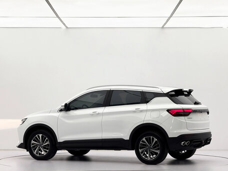2022 Geely Binyue I Рестайлинг, белый, 1350000 рублей, вид 4