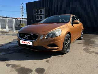2011 Volvo S60 II, оранжевый, 750000 рублей, вид 4