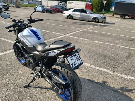 2017 Suzuki SV 650, белый, 475000 рублей, вид 3