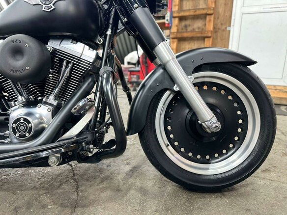 2010 Harley-Davidson Fat Boy, чёрный, 1190000 рублей - вид 15