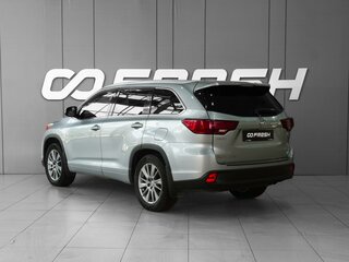 2014 Toyota Highlander III (XU50), серебристый, 2298000 рублей, вид 2