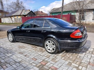 2007 Mercedes-Benz E-Класс 230 III (W211, S211) Рестайлинг, чёрный, 1090000 рублей, вид 4