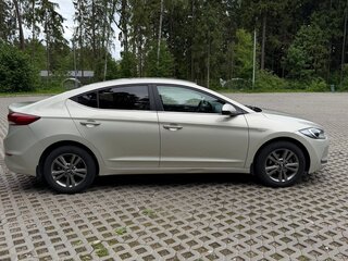 2016 Hyundai Elantra VI (AD), серебристый, 1170000 рублей, вид 4